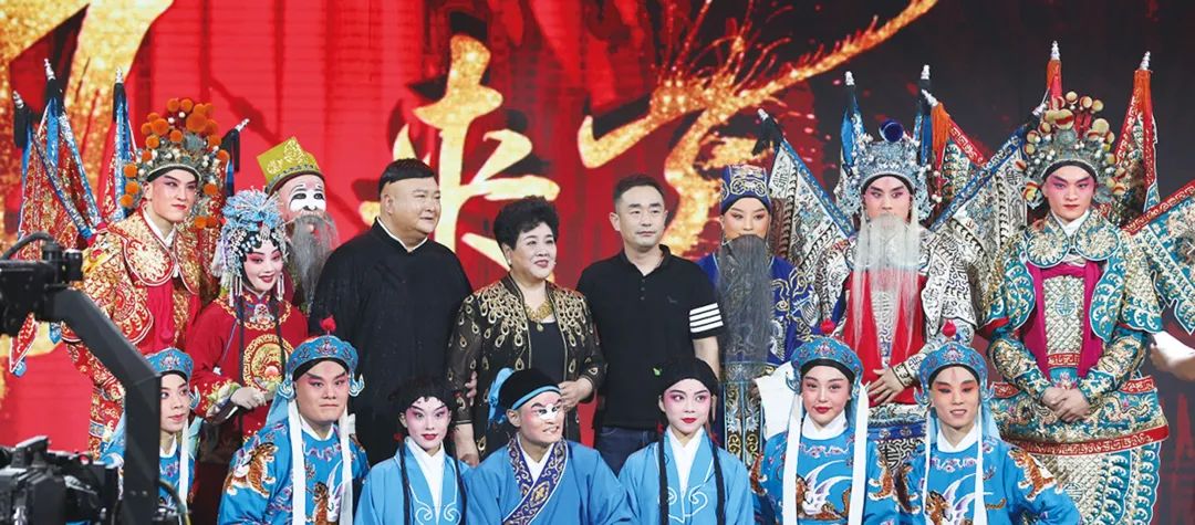 宿舍版“十八罗汉“短视频火爆出圈 (http://www.hnyixiao.com/) 校内新闻 第11张
