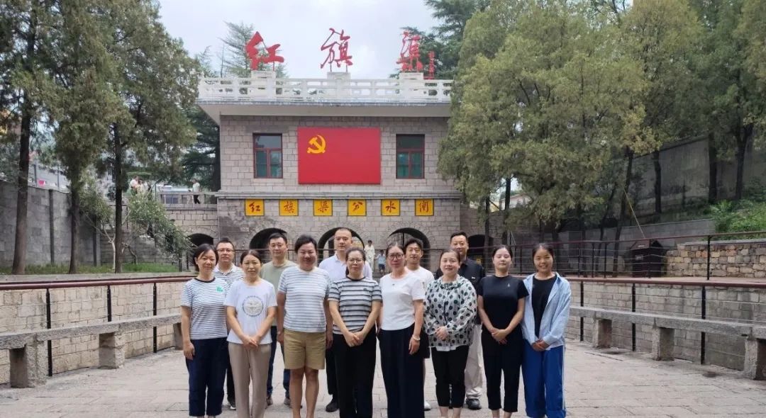 学习红旗渠精神，汲取红色力量​ (http://www.hnyixiao.com/) 校内新闻 第2张