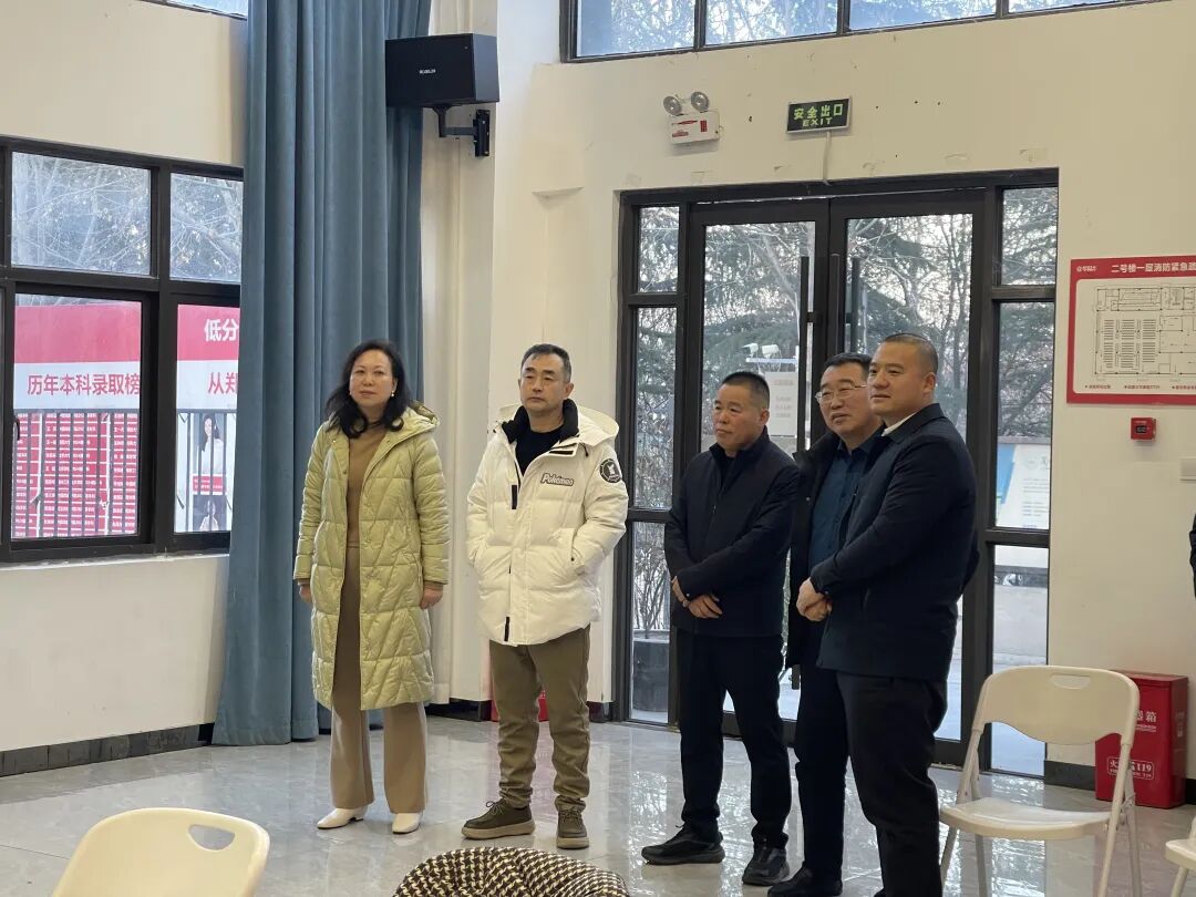 郑州市政协委员一行莅临我校参观指导 (http://www.hnyixiao.com/) 校内新闻 第2张